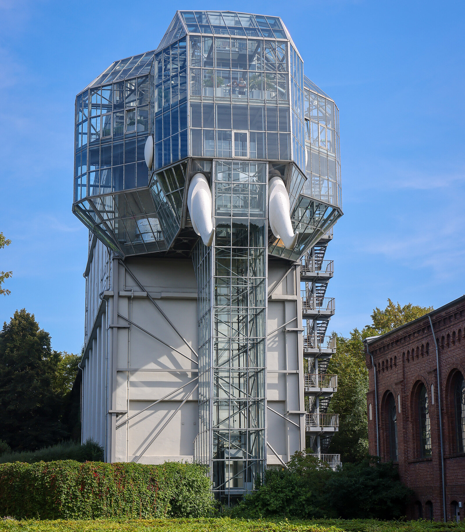 Glaselefant des Maximilianparks © Rupert Oberhäuser