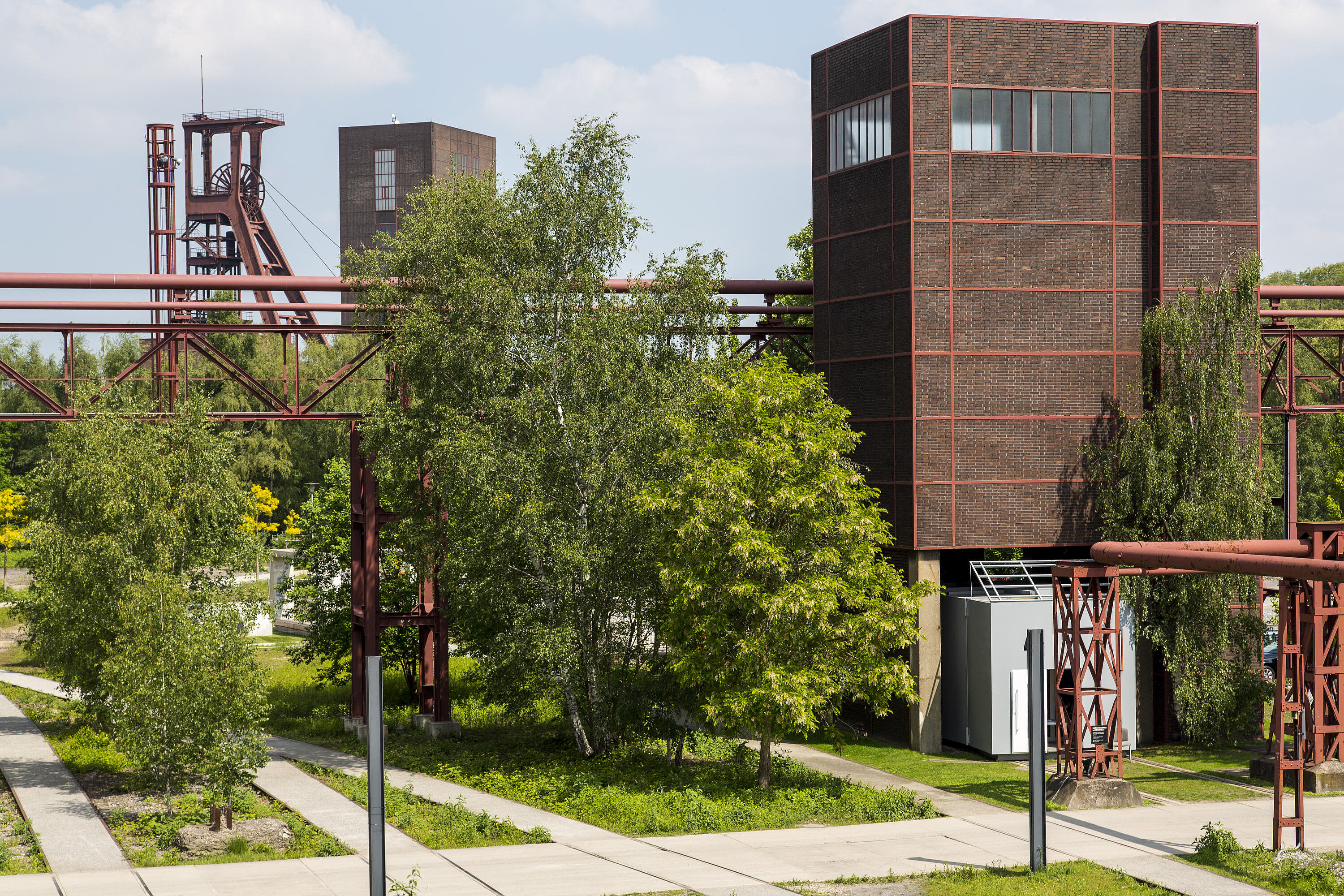 Zollverein Park, Gleisboulevard © Jochen Tack, Stiftung Zollverein Zollverein Park, Gleisboulevard © Jochen Tack, Stiftung Zollverein
