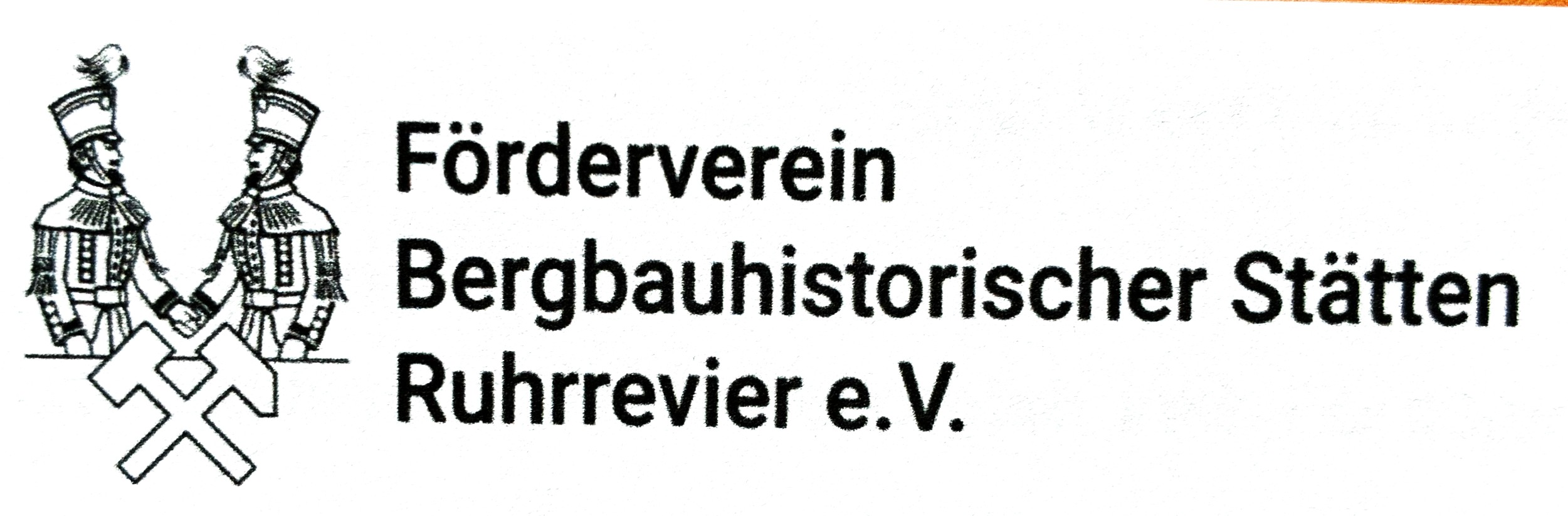 Logo des "Förderverein Bergbauhistorischer Stätten Ruhrrevier e.V." Das Logo des "Förderverein Bergbauhistorischer Stätten Ruhrrevier e.V." zeigt zwei Bergleute im Bergkittel (Festtagsuniform) mit den Symbolen des Bergbaus: Schlägel und Eisen.