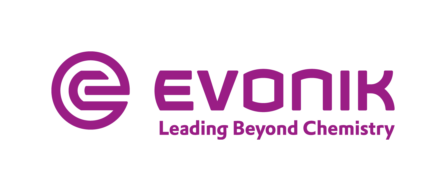 lila Evonik-Logo mit Schriftzug EVONIK - Leading Beyond Chemistry