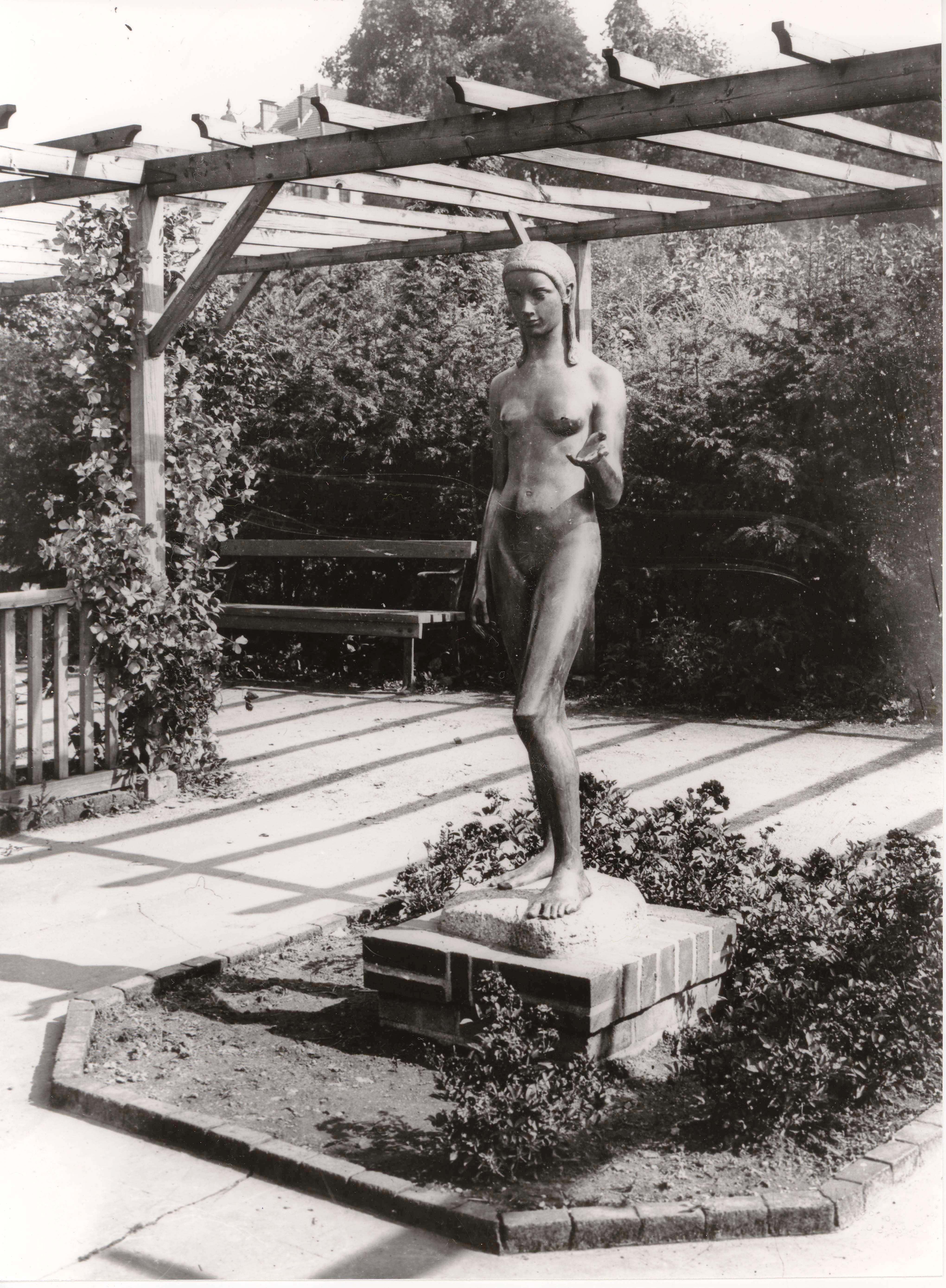 Alte Aufnahme der Flora im Dimbeckpark, Stadtarchiv Mülheim an der Ruhr Alte Aufnahme der Flora im Dimbeckpark, Stadtarchiv Mülheim an der Ruhr