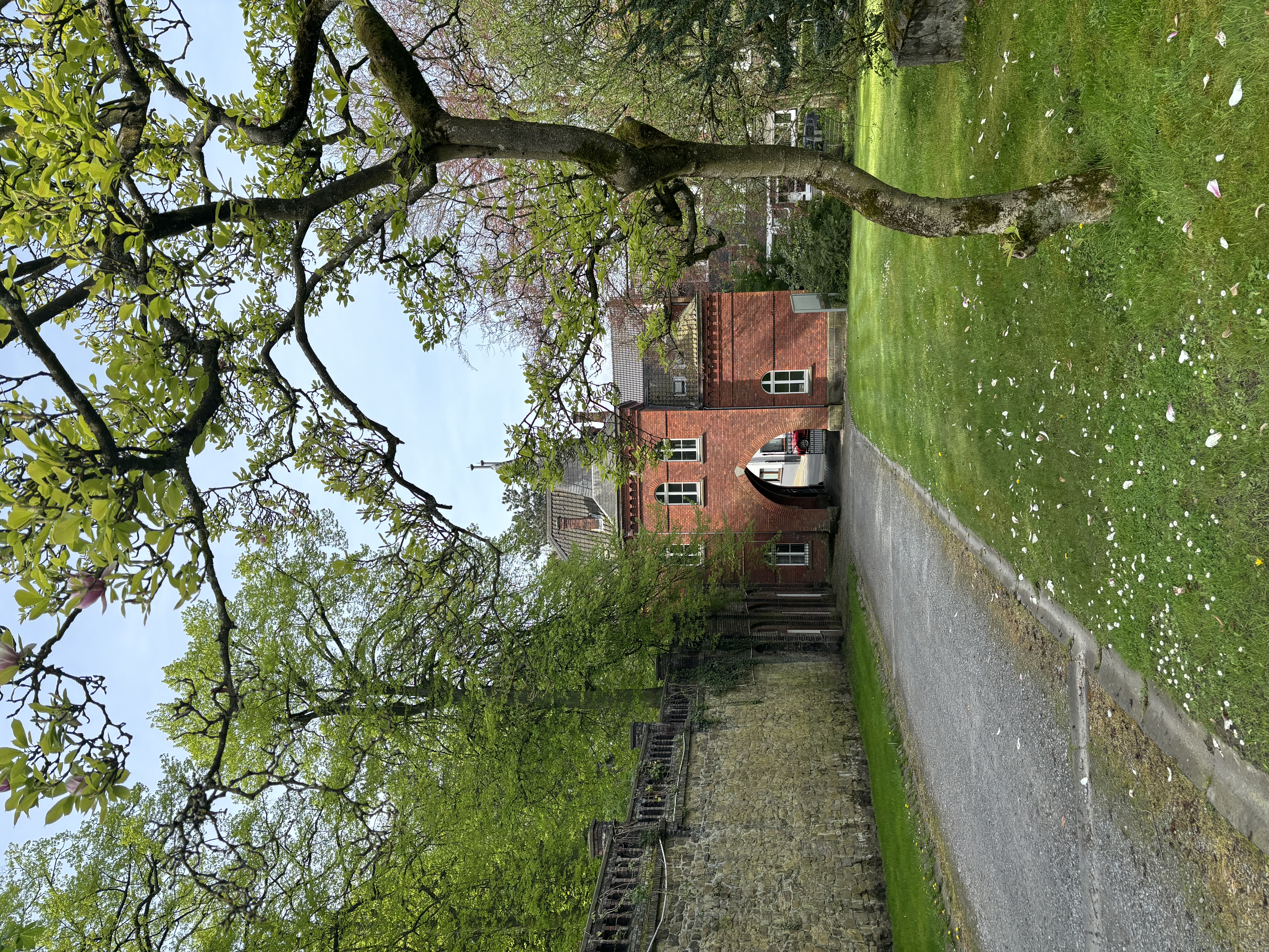 Altstadtfriedhof neben dem Dimbeckpark, Foto: Stadt Mülheim an der Ruhr Altstadtfriedhof neben dem Dimbeckpark, Foto: Stadt Mülheim an der Ruhr