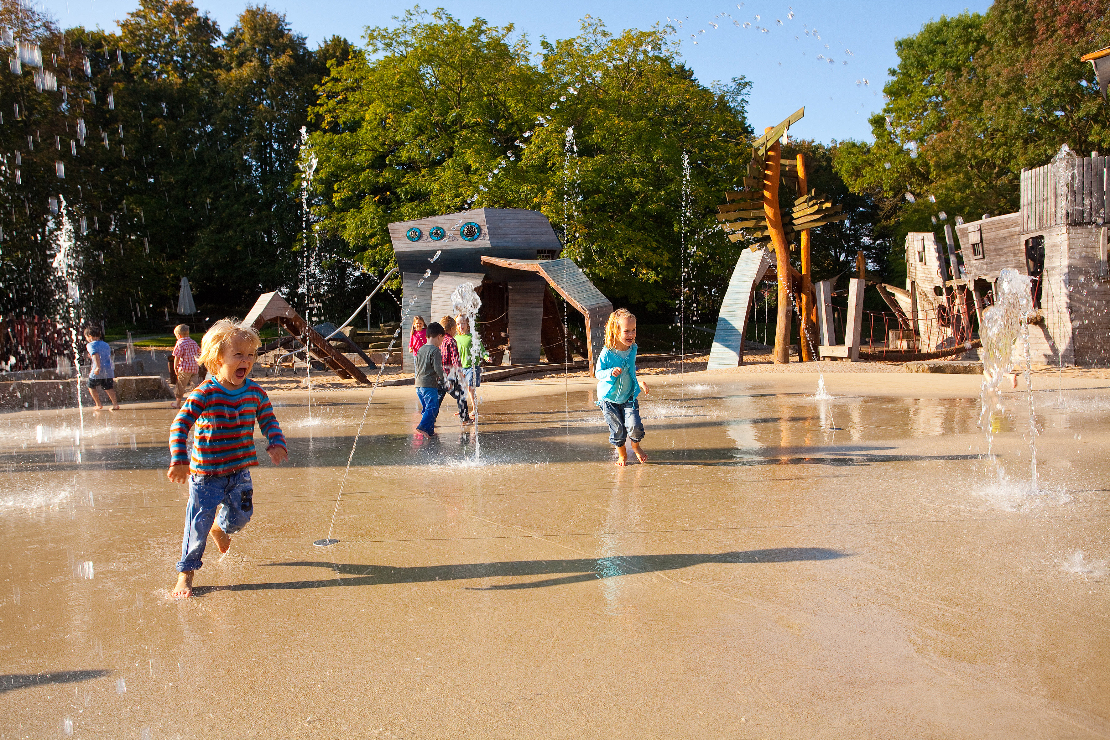 Maxipark_Wasserspielplatz © Thorsten Hübner Maxipark_Wasserspielplatz © Thorsten Hübner